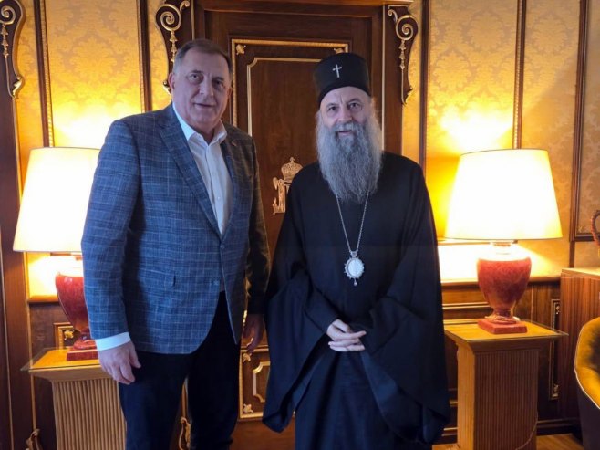 Додик са патријархом Порфиријем (фото: x.com/MiloradDodik) - 