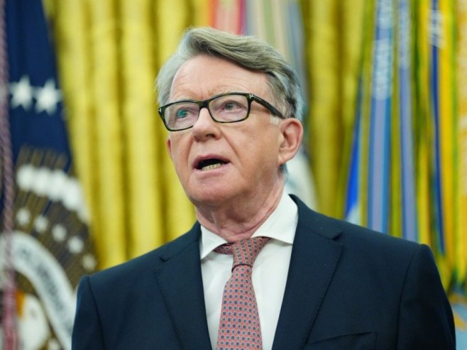 Лорд Манделсон (Фото: EPA/BONNIE CASH / POOL) - 