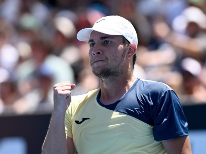 Миомир Кецмановић (фото: EPA/JOEL CARRETT) Миомир Кецмановић (фото: EPA/JOEL CARRETT) -