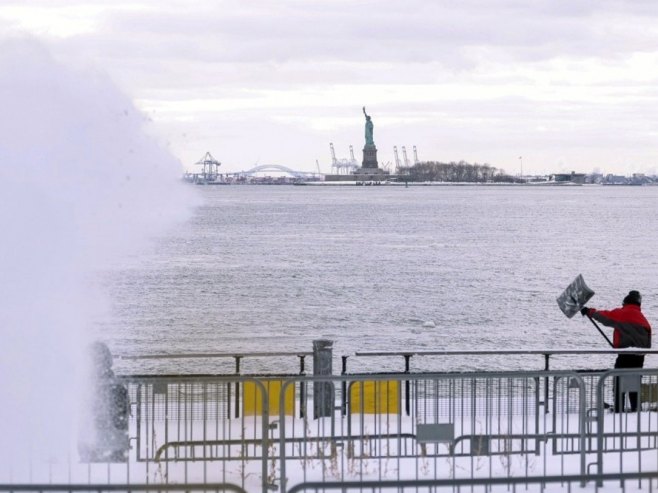 Невријеме у Њујорку, САД (фото: EPA/SARAH YENESEL) - 