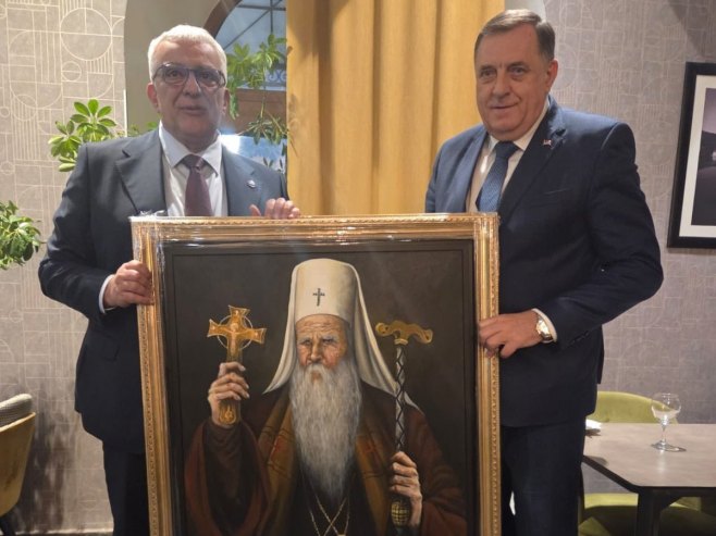 Андрија Мандић и Милорад Додик - Фото: Уступљена фотографија