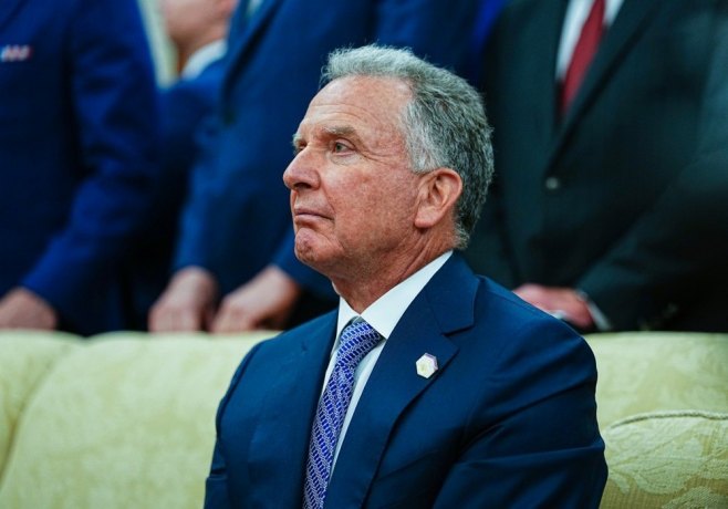 Стив Виткоф (Фото: EPA/AARON SCHWARTZ/POOL) - 