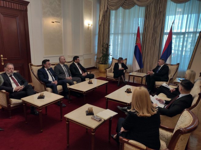 Састанак Минића и Гојковићеве: Одлична сарадња са Војводином, проширићемо је и у економским везама