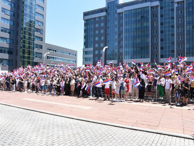 Дјеца са Космета Дјеца са Космета - Фото: РТРС