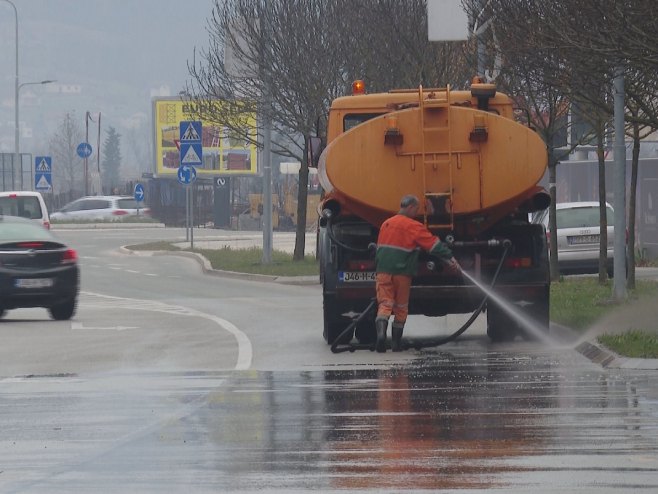 Прање улица - Фото: РТРС