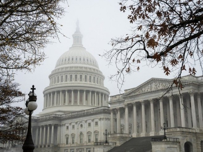 Капитол Сједињених Америчких Држава (фото: EPA/GRAEME SLOAN) - 