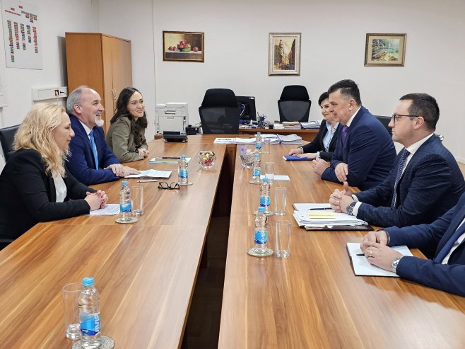 Зоран Тегелтија на састанку са Габријелом Деригетијем - Фото: СРНА