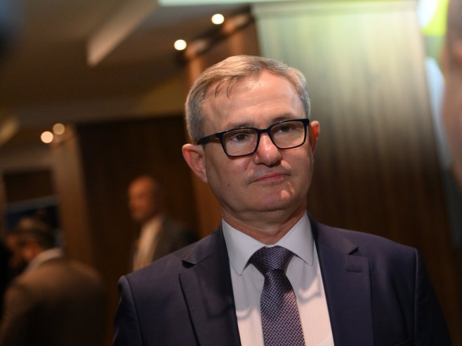 Гламочић: Више удружења обуставило блокаде, сутра нови састанак с пољопривредницима