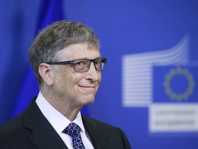 Бил Гејтс (фото: архива - EPA/OLIVIER HOSLET) - 