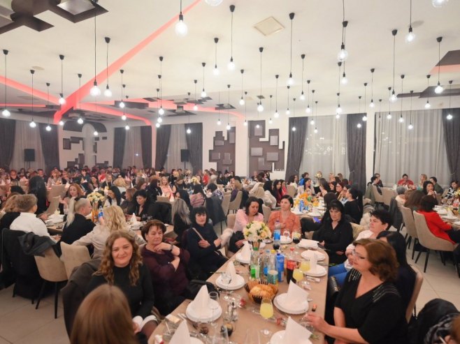 Зворник - Прослава 8. Марта - Фото: РТРС