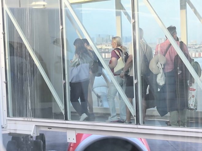 Слетјела оба авиона Ер Србије из Ријада у Београд са српским држављанима