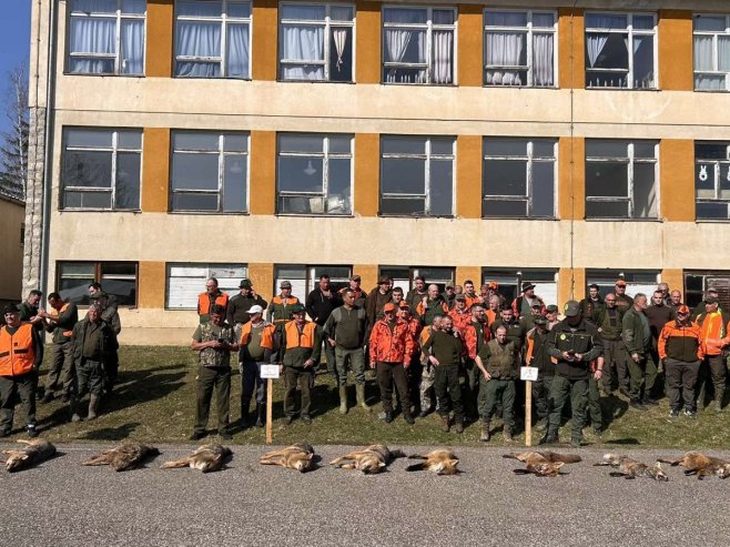 "Шакалијада" код Челинца окупила више од 300 ловаца (ВИДЕО)