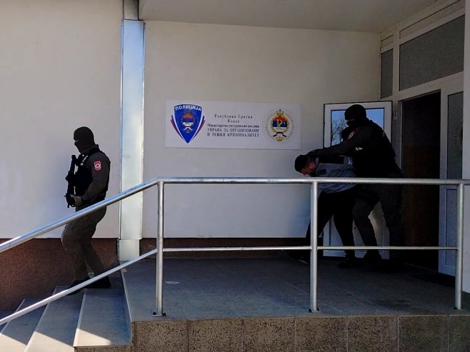 Ухапшени с Интерполове потјернице биће спроведен у Суд БиХ ради екстрадиције (ВИДЕО)