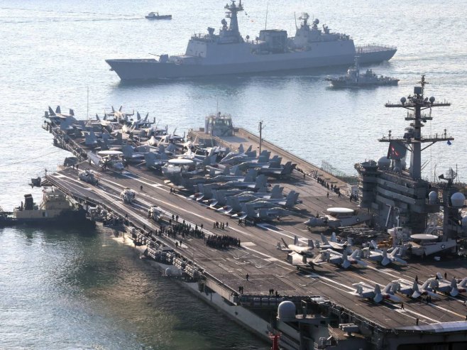 Америчка морнарица (фото: EPA/YONHAP) - 