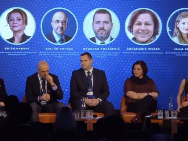 Ковачевић: У Српској немамо кампове за мигранте; Спремни смо да будемо баријера (ВИДЕО)