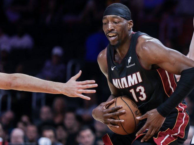 Бам Адебајо (Фото: EPA/CRISTOBAL HERRERA) - Фото: РТРС