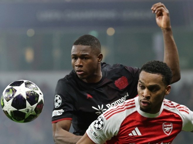 Утакмица, Бајер Леверкузен - Арсенал (фото: EPA/FRIEDEMANN VOGEL) - 