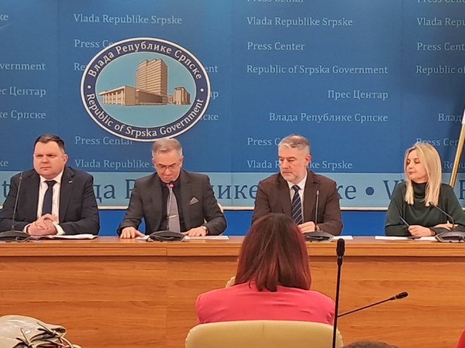 Прес - Фото: РТРС