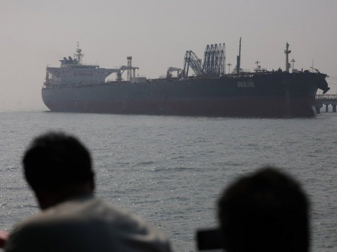 Ормуски мореуз (фото: EPA/DIVYAKANT SOLANKI) - 