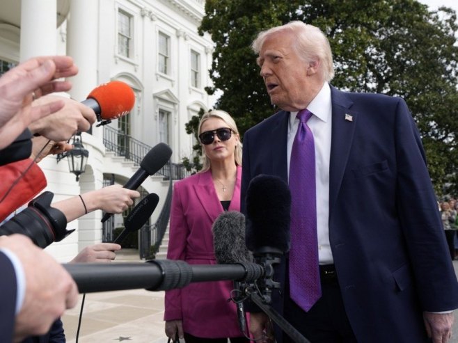 Трамп: Најважније је спријечити Иран да добије нуклеарно оружје