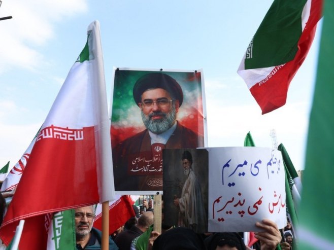 Моџтаба Хамнеи најавио наставак напада и блокаде Ормуског мореуза