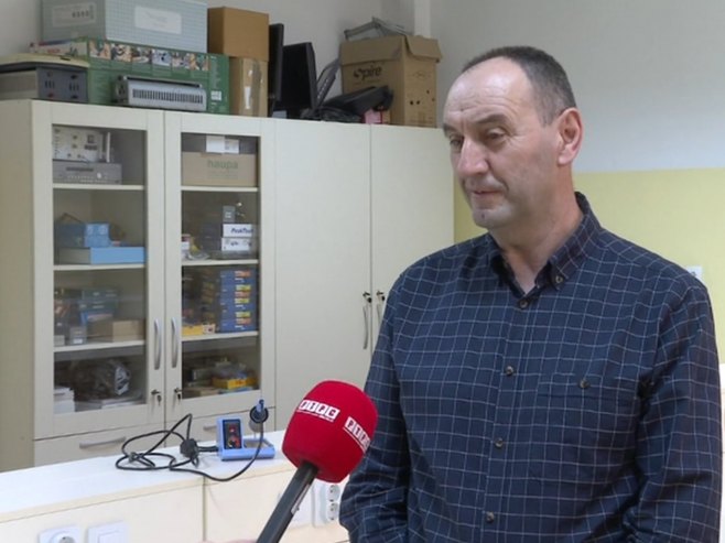 Пајо Јовановић добитник Светосавске награде; Ученици са радошћу долазе на његове часове (ВИДЕО)