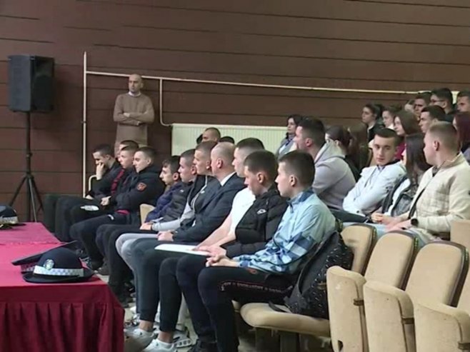 У Фочи представљена Средња школа унутрашњих послова Српске - Фото: РТРС