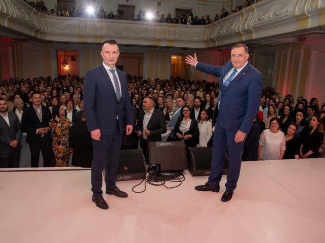 Додик: Свака жена заслужује пажњу и поштовање