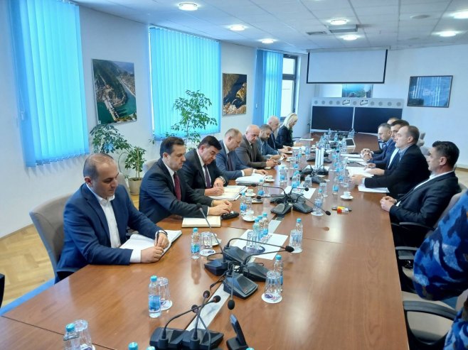 Требиње - састанак - Фото: РТРС