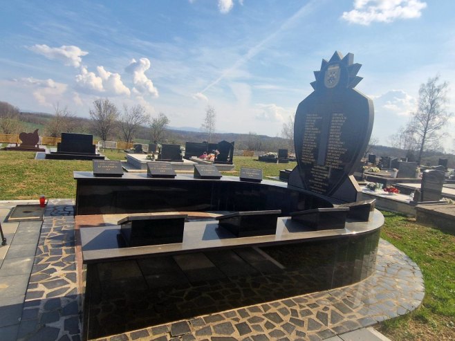 Споменик пораженим снагама ХВО у Модрану код Дервенте - Фото: РТРС