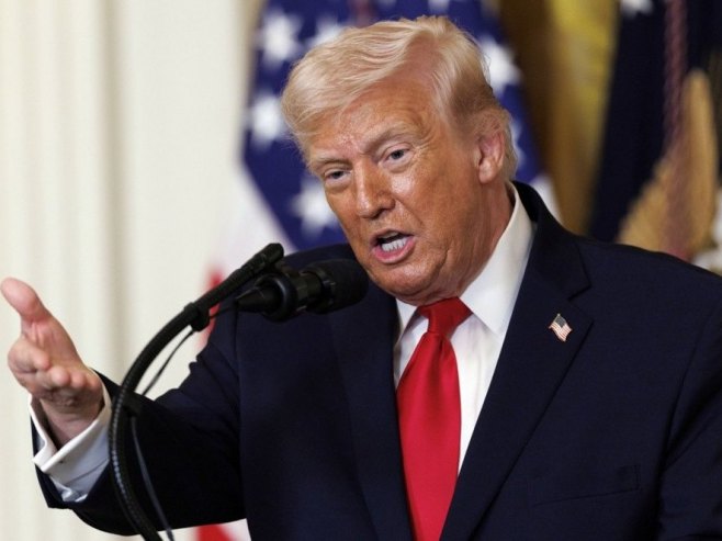 Доналд Трамп (Фото: EPA/WILL OLIVER, илустрација) - 