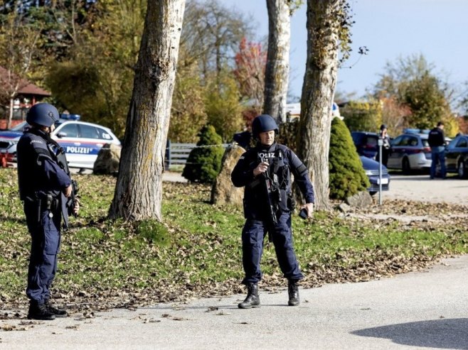 Полиција Аустрије (фото: EPA/FRANZ PLECHINGER - илустрација) - 