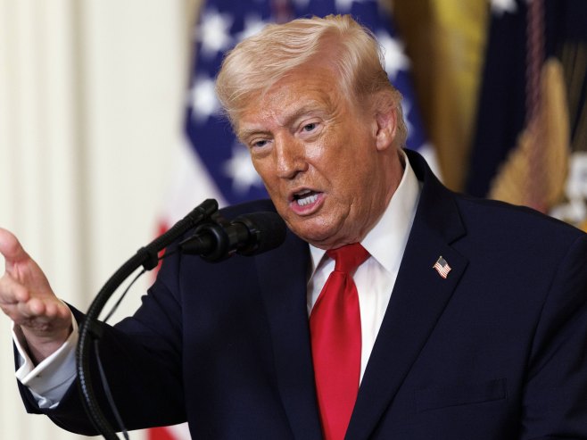 Доналд Трамп (Фото: EPA/WILL OLIVER) - 