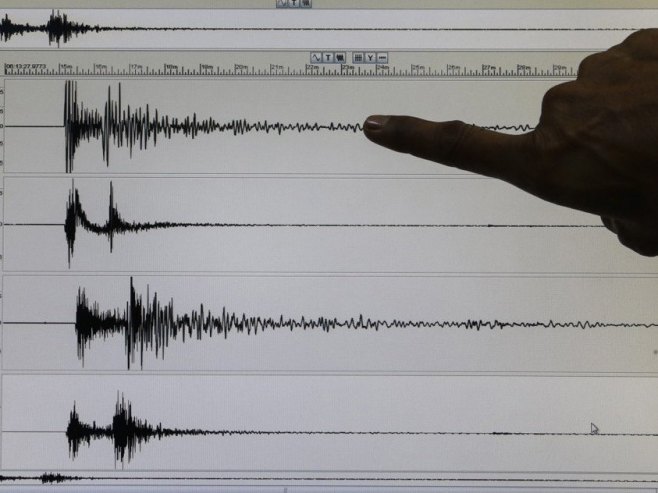 Земљотрес (Фото: EPA/ROLEX DELA PENA, илустрација) - 