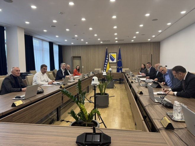 Састанак са превозницима - Фото: РТРС