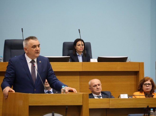 Минић: Тражићемо одговоре за све изазове