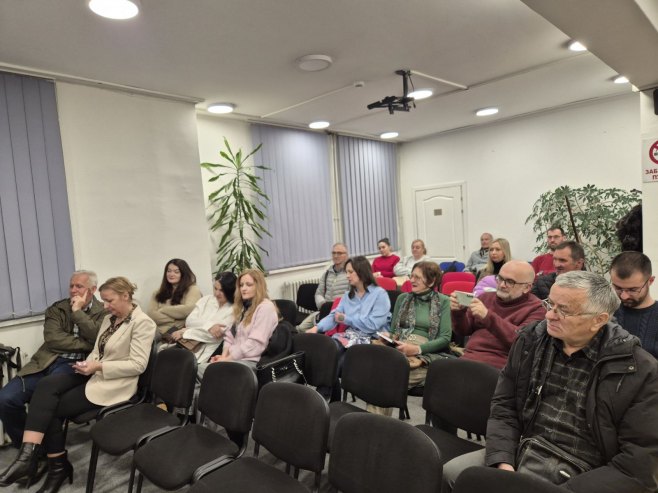 Представљена књига "Црвени кровови" о егзодусу сарајевских Срба