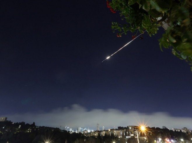 Путања ракете (фото: EPA/ABIR SULTAN) - 