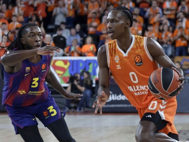 Валенсија - Барселона (фото: EPA/MIGUEL ANGEL POLO) - 