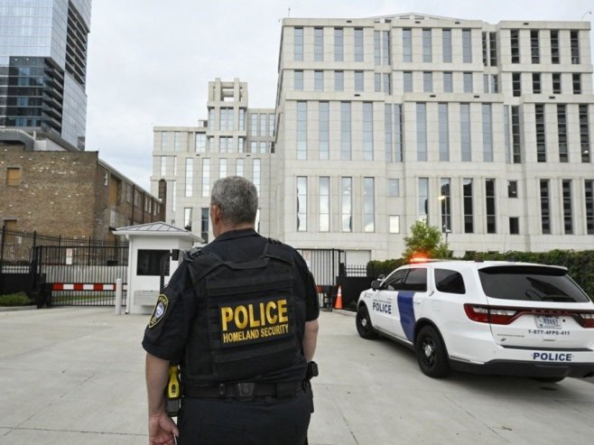 Америчка Федерална полиција, илустрација (Фото: EPA/JOHN AMIS) - 