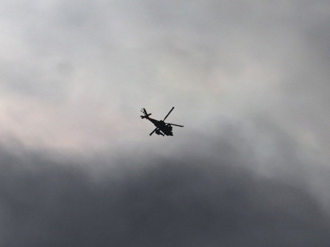 Хеликоптер (Фото: EPA/ATEF SAFADI/илустрација) - 