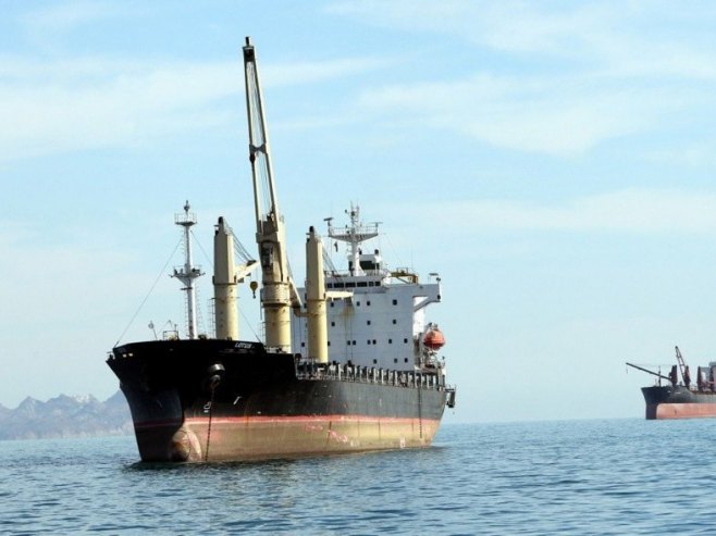 Ормуски мореуз (Фото: EPA/ABEDIN TAHERKENAREH) - 