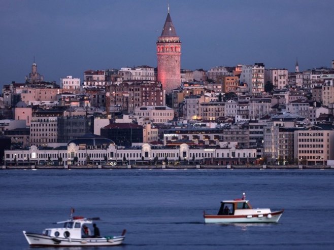 Истанбул (фото: EPA/ERDEM SAHIN) - 