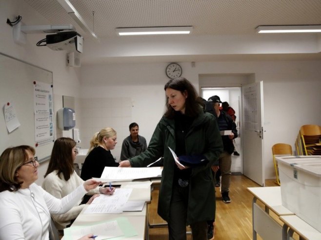 Избори у Словенији (Фото: EPA/ANTONIO BAT) - 