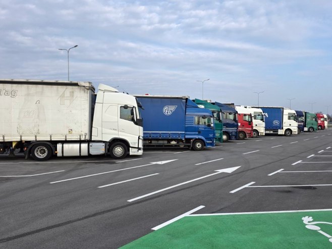 Превозници одустали од протеста, чека се нови састанак с ентитеским владама и Савјетом министара (ВИДЕО)