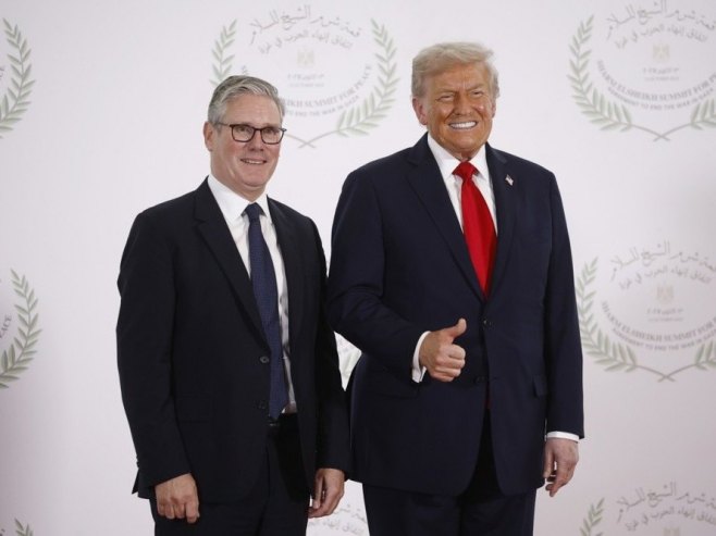 Кир Стармер и Доналд Трамп (фото: EPA/YOAN VALAT) - 