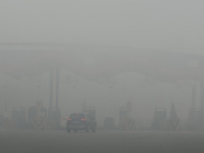 Фаридабад, Индија (фото: EPA/RAJAT GUPTA) - 