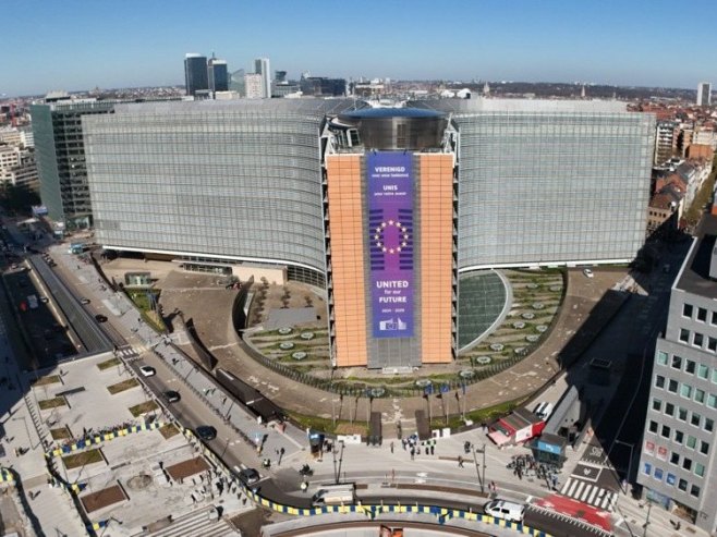 Европска комисија, Брисел (фото: EPA/OLIVIER HOSLET) - 