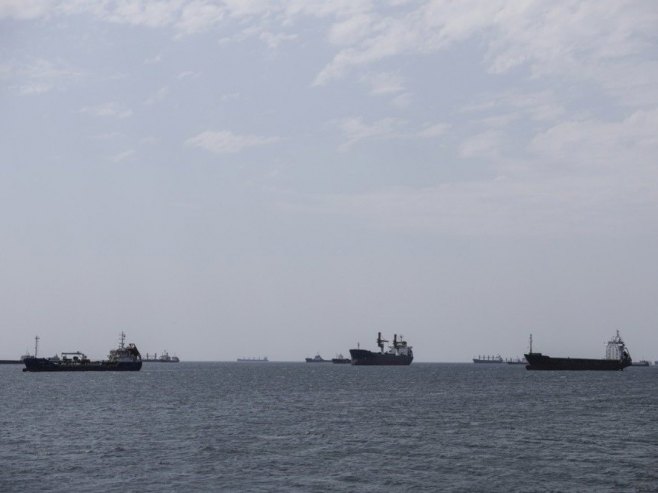 Босфор (Фото:EPA/ERDEM SAHIN) - 