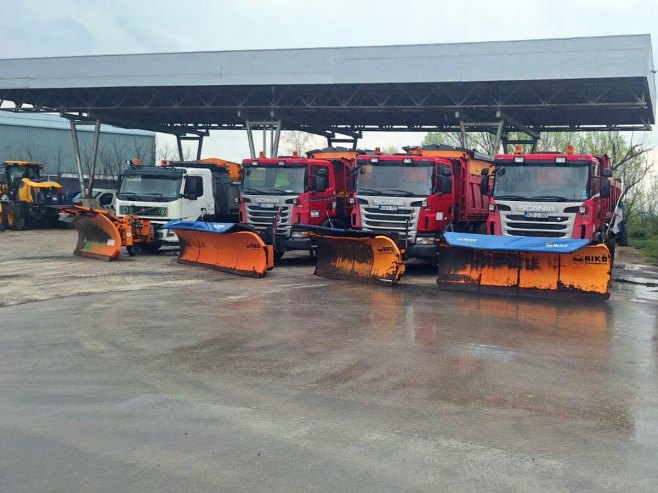 Аутопутеви Републике Српске: Зимска служба подигла степен приправности